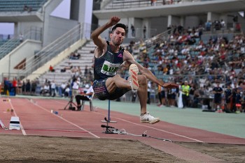 Μία ακόμα εντυπωσιακή εμφάνιση πραγματοποίησε ο Μ. Τεντόγλου στον Βόλο