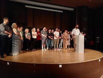 Στο βήμα ο Β. Σίμος