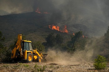 Αντιπυρικές ζώνες και εδώ στο ...και πέντε