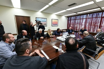 Από παλιότερη συνάντηση του ΓΓ της ΚΕ του ΚΚΕ με το Σωματείο Εργαζομένων στη ΛΑΡΚΟ