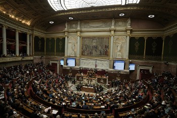 Από τη χτεσινή συνεδρίαση του γαλλικού Κοινοβουλίου