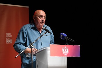 Κώστας Πολύζος, σμήναρχος ε.α.