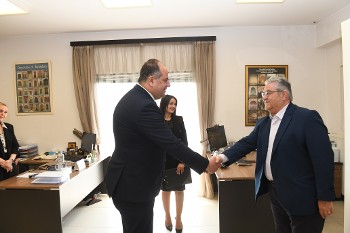 Από τη συνάντηση του Δ. Κουτσούμπα με τον πρέσβη της Παλαιστίνης