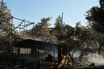Καμένο σπίτι στον οικισμό Ετος