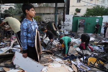 Εκτός από εκκλησίες, στόχος των «αντιτρομοκρατικών» πληγμάτων του Ισραήλ είναι και σχολεία (φωτ.)