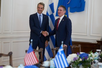 Από τη συνάντηση Παπασταύρου - Μπέργκαμ στο Μιλάνο