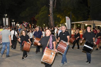 Οι «Ανακαράδες» διαμορφώνουν το «γιορτινό» κλίμα