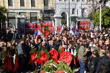 Από την κατάθεση στεφάνων των ΠΑΜΕ, ΟΒΣΑ, ΟΓΕ, ΕΕΔΥΕ, εργατικών Ομοσπονδιών, σωματείων και φορέων