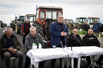 Στο μπλόκο στον Ε-65 στην Καρδίτσα