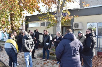 Από τις πρόσφατες κινητοποιήσεις των αθλητικών σωματείων κατά των αυξήσεων στο κόστος χρήσης των εγκαταστάσεων του ΕΑΚ Λάρισας