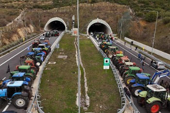 Αποκλεισμός της σήραγγας των Τεμπών