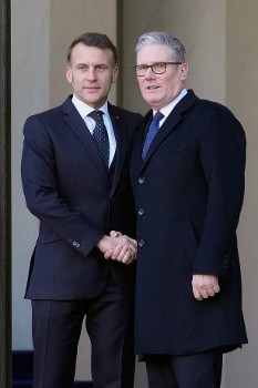 Από την υπογραφή της «δήλωσης προθέσεων» για την ανάπτυξη «δυτικής» στρατιωτικής δύναμης και στρατιωτικών κόμβων στην Ουκρανία