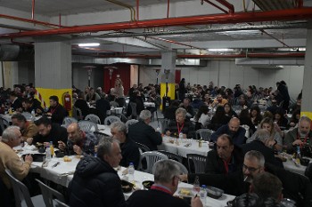 Η τραπεζαρία την ώρα του μεσημεριανού γεύματος