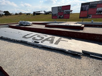 Συντρίμμια αμερικανικού αεροσκάφους