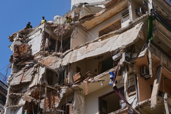 Κατεστραμμένα κτίρια και κατεστραμμένες ζωές από τους ισραηλινούς βομβαρδισμούς στη Βηρυτό