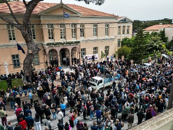 Μαζική και η χθεσινή κινητοποίηση στη Μυτιλήνη