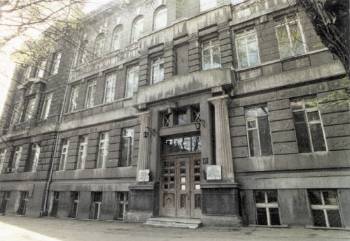 Το κτίριο της Ελληνο-εμπορικής Σχολής Οδησσού