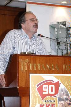 Ο Γ. Σταυρακάκης, διευθυντής του Γεωδυναμικού Ινστιτούτου Αστεροσκοπείου Αθηνών