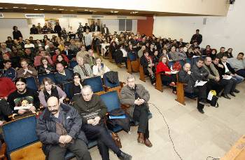 Στιγμιότυπο από τη χτεσινή σύσκεψη του ΠΑΜΕ στη Θεσσαλονίκη