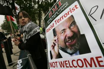 Από παλιότερες κινητοποιήσεις στο Λονδίνο για το Παλαιστινιακό, με αφορμή την επίσκεψη Λίμπερμαν