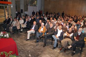 Από την εκδήλωση για την παρουσίαση του ψηφοδελτίου. Στο βήμα ο Σ. Ζαριανόπουλος