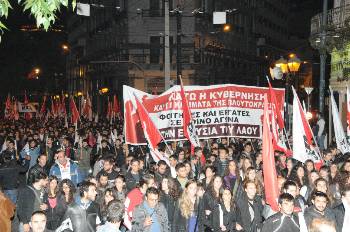 Από τη χτεσινή μεγάλη συγκέντρωση ΠΑΜΕ - ΠΑΣΕΒΕ - ΜΑΣ - ΟΓΕ στην Αθήνα