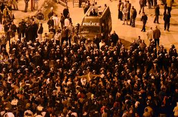 Από τις συγκρούσεις στο Κάιρο