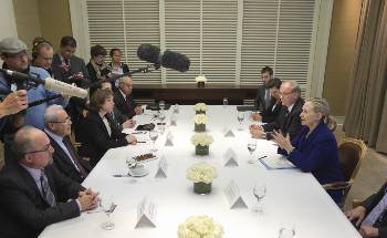 Η ΥΠΕΞ των ΗΠΑ σε συνάντηση με τους αντικαθεστωτικούς της Συρίας στη Γενεύη