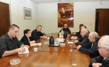 Από τη χτεσινή συνάντηση, στην έδρα της ΚΕ του Κόμματος στον Περισσό