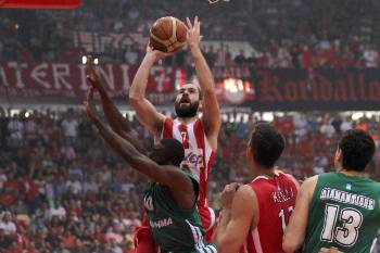 Αν και σε αντίθετους δρόμους όσον αφορά τα αγωνιστικά ζητήματα, Ολυμπιακός και Παναθηναϊκός έχουν στόχο τη διάκριση και φέτος