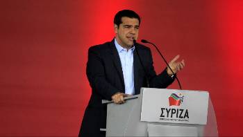 «Λαϊκή ενότητα» και «συστράτευση» στα παζάρια για λογαριασμό του κεφαλαίου ζήτησε ο Αλ. Τσίπρας