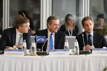Από τη σύνοδο του Ευρωπαϊκού Λαϊκού Κόμματος στην οποία συμμετείχε χτες ο Αντ. Σαμαράς