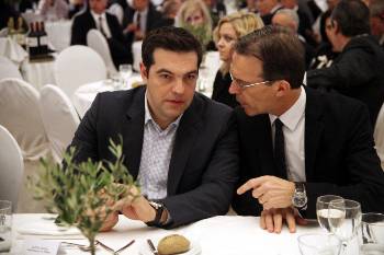 Ο Αλ. Τσίπρας με τον πρόεδρο του ΣΕΠΕ, Αν. Τζήκα