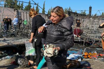 ΔΙΑΒΑΤΑ: Λίγο μετά τη φωτιά που ξέσπασε και κατέστρεψε μέρος του καταυλισμού