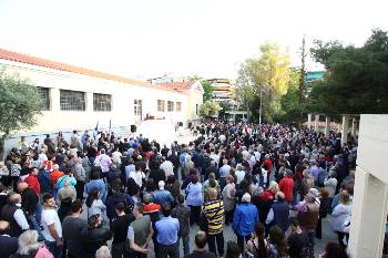 Πλήθος κόσμου έδωσε το «παρών» στα εγκαίνια του Μουσείου
