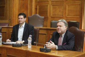 Ο Γ. Κατρούγκαλος στη χτεσινή συνεδρίασης της Βουλής για την παρακολούθηση της αντιασφαλιστικής μεταρρύθμισης