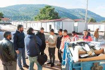 Συζήτηση με τον συντάκτη του «Ριζοσπάστη»