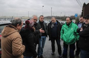 Αντιπροσωπεία της Ευρωκοινοβουλευτικής Ομάδας του ΚΚΕ με τους εργάτες στο Βέλγιο