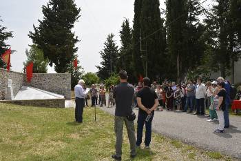 Στην Τρίπολη, στο μνημείο για τους εκτελεσμένους από το Εκτακτο Στρατοδικείο