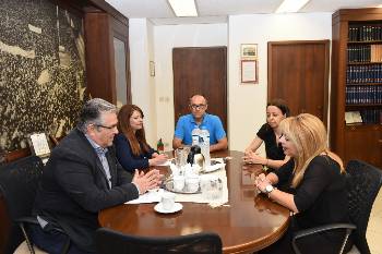 Με τον Σύλλογο Συζύγων Θανόντων (ΑΞ.Ι.Α.)
