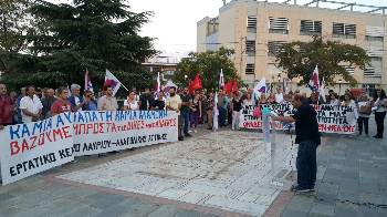 Από τη συγκέντρωση στην πλατεία Ελευθερίας