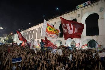 Από τη μεγάλη συγκέντρωση στήριξης του Χαντάτ στο Ρίο ντε Τζανέιρο την Τρίτη