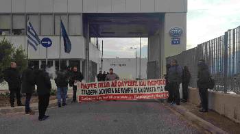 Από τη χτεσινή κινητοποίηση στην αποθήκη της Πάρνηθας