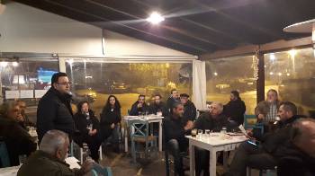 Με κατοίκους των χωριών που έπληξαν οι πλημμύρες