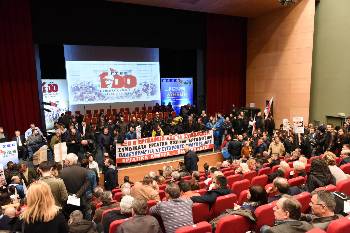 Από την παρέμβαση στη φιέστα της ΓΣΕΕ την Πέμπτη