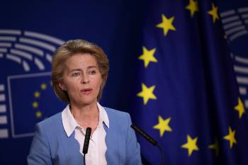 Η υπουργός Αμυνας της Γερμανίας Ούρσουλα φον ντερ Λάιεν και προτεινόμενη για την προεδρία της Ευρωπαϊκής Επιτροπής