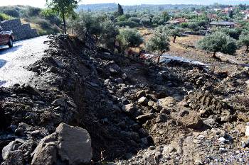 «Χάθηκε» ο μισός δρόμος