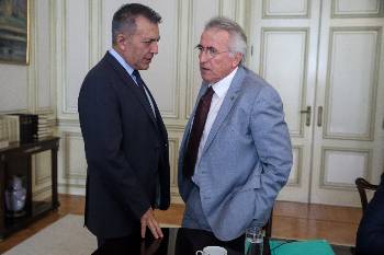 Κυβέρνηση και ηγεσία ΓΣΕΕ, ο ένας κόβει και ο άλλος ράβει, για τη στήριξη της νέας αντεργατικής επίθεσης