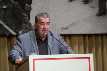 Ο Δημήτρης Ξεκαλάκης