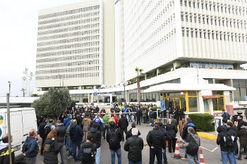 Από πρόσφατη απεργιακή συγκέντρωση στο Μέγαρο του ομίλου ΟΤΕ